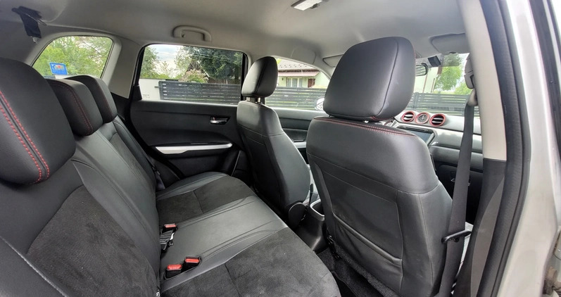Suzuki Vitara cena 75900 przebieg: 110100, rok produkcji 2019 z Dobiegniew małe 781